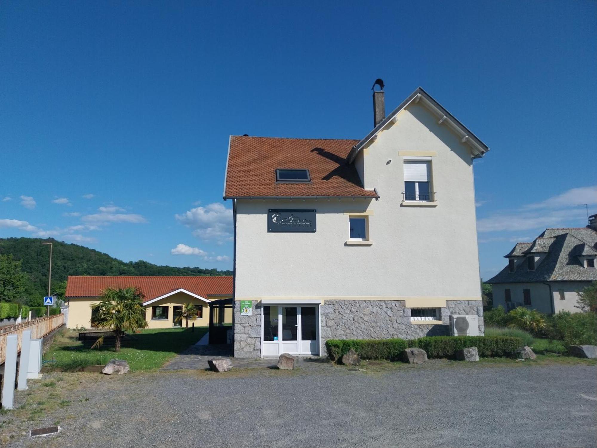 Logis Hotel Restaurant Cruzel Maurs エクステリア 写真