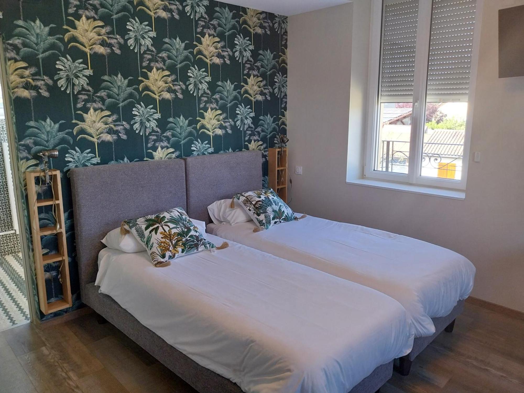 Logis Hotel Restaurant Cruzel Maurs エクステリア 写真